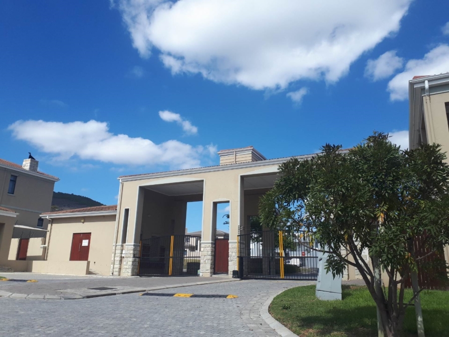 To Let 3 Bedroom Property for Rent in Plattekloof Western Cape